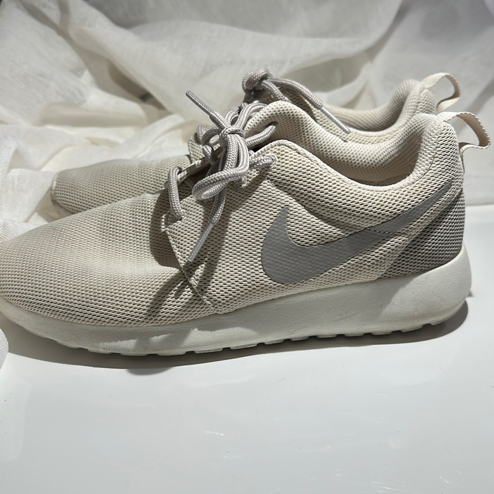 Nike shoes